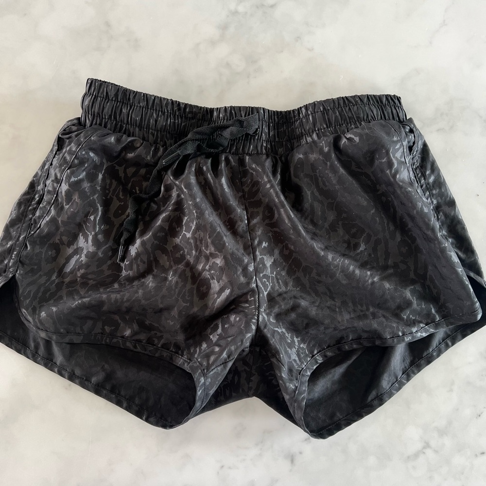 Unique Zyia Active Sprinter Shorts